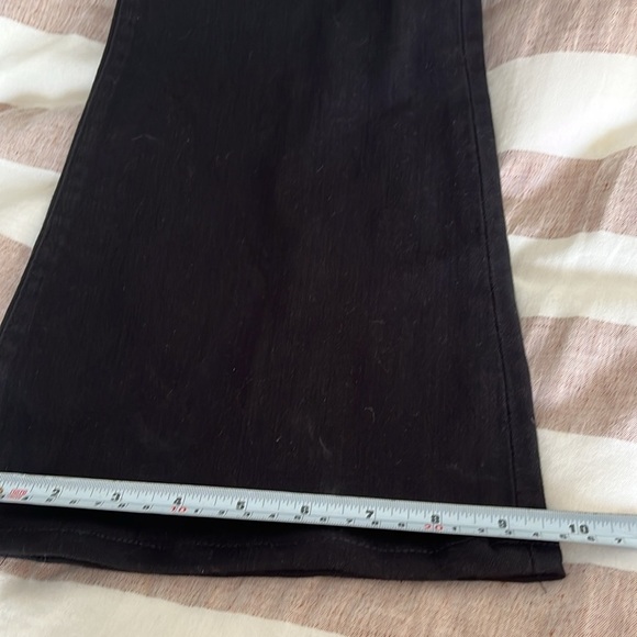 FRAME
Frame Le High Flare Jeans Film Noir Black Size 28 70's Style Bohemian - Picture 8 of 14